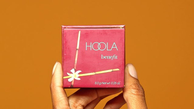 How Benefit Cosmetics Make Their Hoola Bronzer