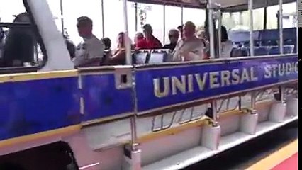 3D an amazing experience specially when that dinosaur pulls the bus
