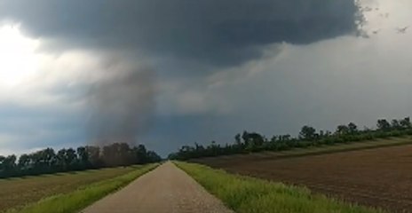 Funnel Cloud Forms Southwest of Grand Forks