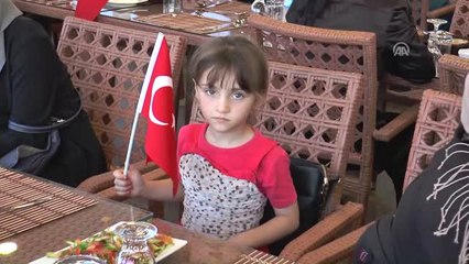 Şehit Aileleri ve Suriyeli Yetimlere Iftar