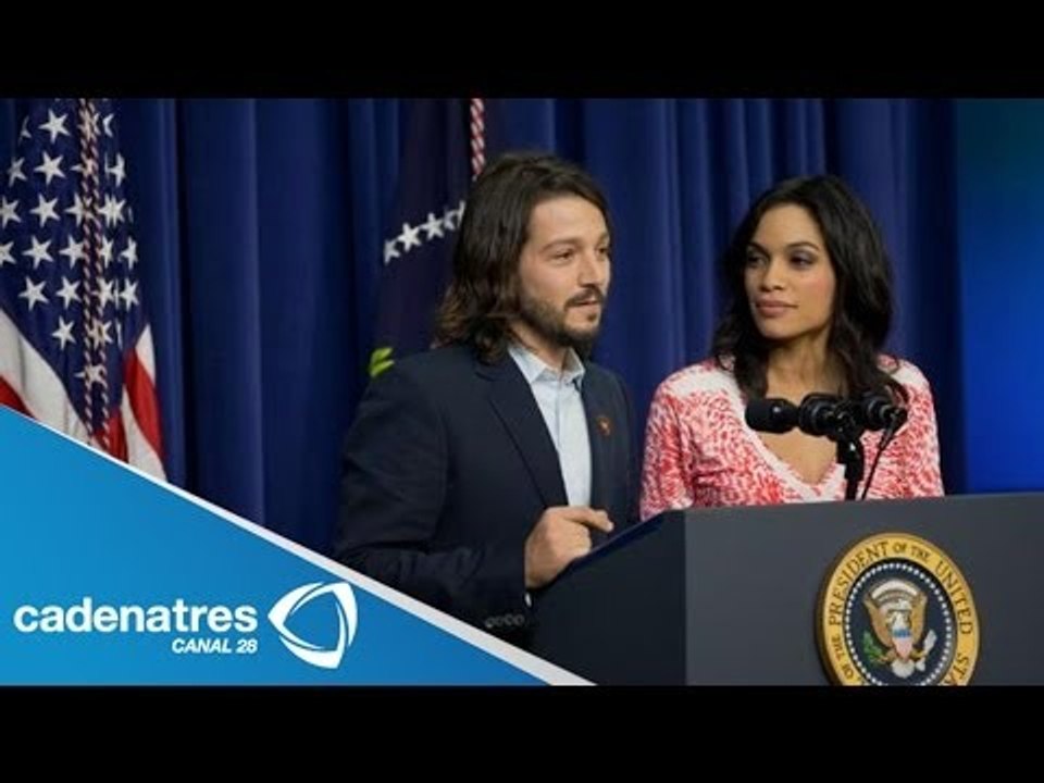 Diego Luna presenta César Chávez en la Casa Blanca / Diego Luna in the White House