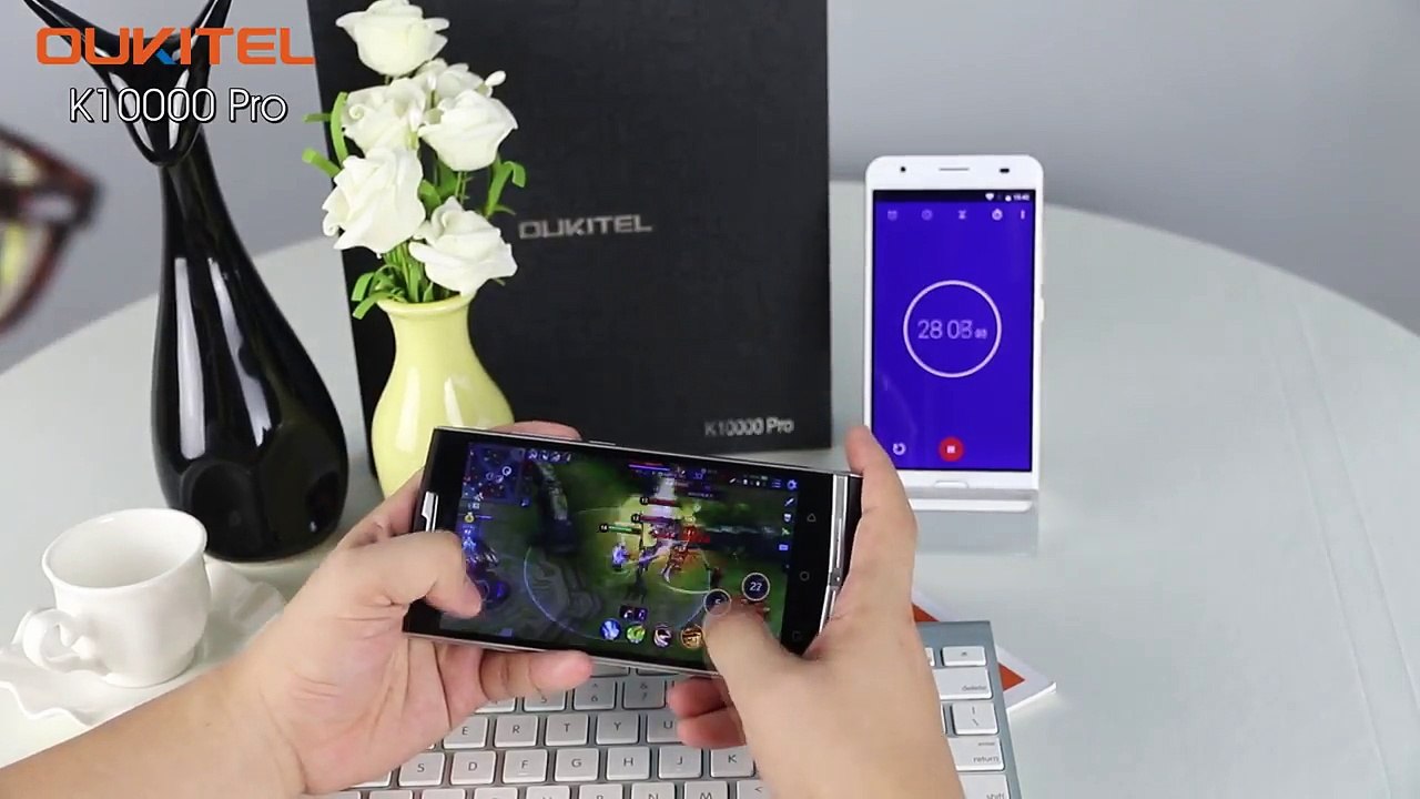 OUKITEL K10000 Pro plays -King of Glory- mobile...
