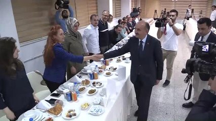Bakan Müezzinoğlu, Basın Mensuplarıyla Iftarda Bir Araya Geldi (1)