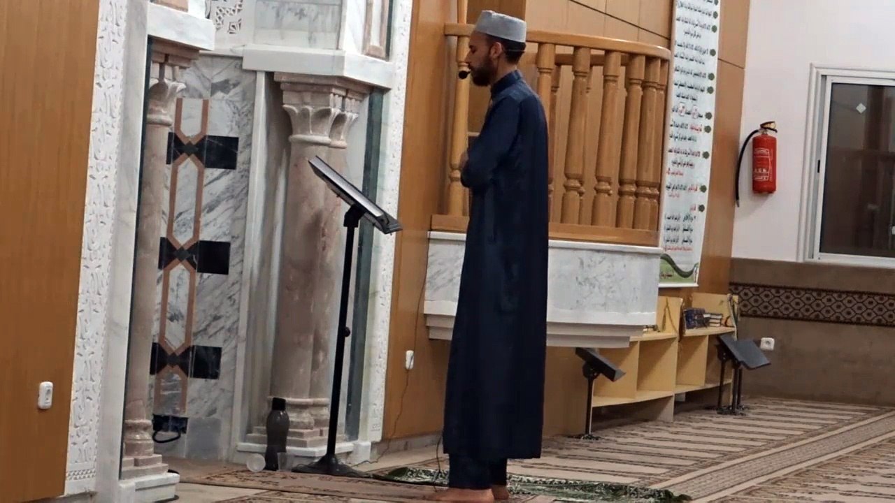 Yousef hammami  /قل اللهم مالك الملك تؤتي الملك من تشاء وتنزع الملك ممن تشاء وتعز من تشاء وتذل من تشاء بيدك الخير إنك على كل شيء قدير.