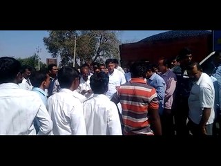 MLA Dr. Ajay Singh helps accident victims in Kalaburagi by giving them first aid