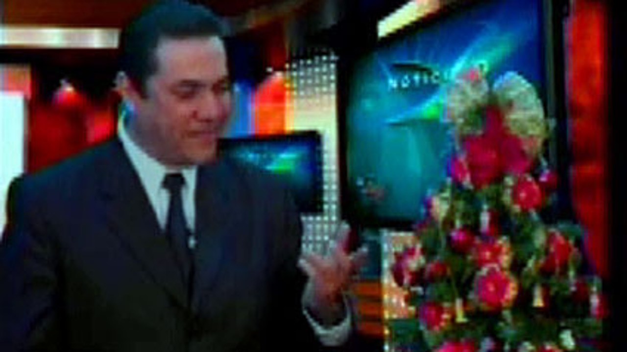 Blooper Árbol de navidad 2009 en el Noticiario de la Noche