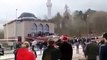 سبخان الله الله کی قدرت ..... یورپ میں میں سیل شدہ مسجد سے اذان بلند ہوگئی ہر کوئی حیران میڈیا پریشان