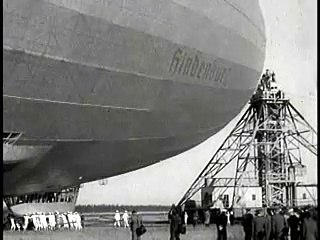 hindenburg disaster explodes_1937s