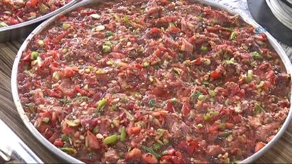 Şanlıurfalı Kasaplar Kadınların Tahtını Sallıyor