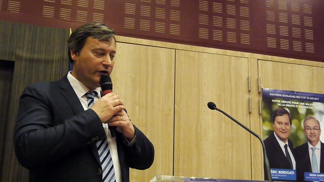 Meeting de soutien à @EricBerdoati et @DGabriel92 à Saint Cloud - question de la salle (2)