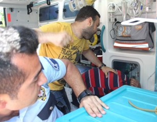 Vatandaşlar Tacizciyi Ambulansta Linç Etmek İstedi