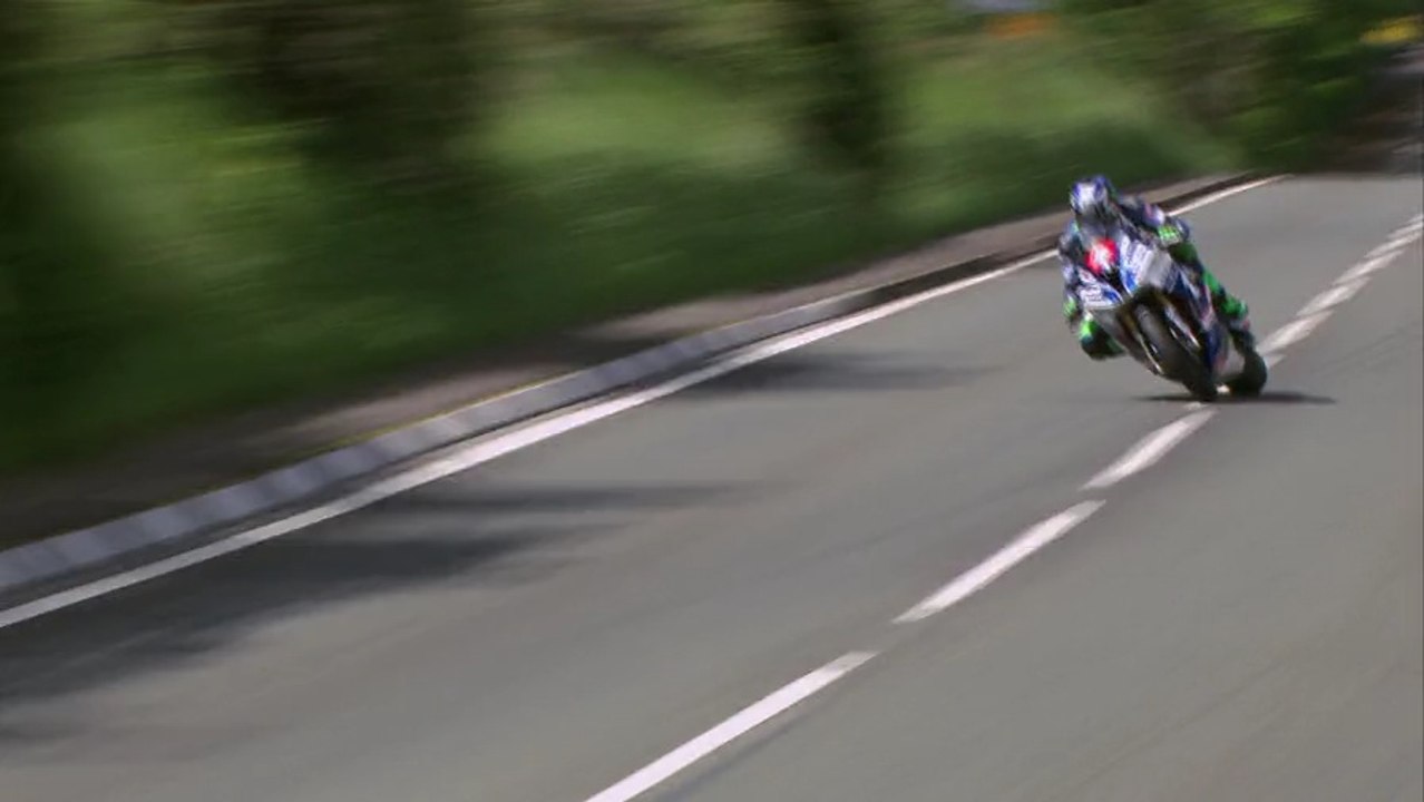 TT 2017:  Superstock TT Race...RIP Alan, Jochem and Davey