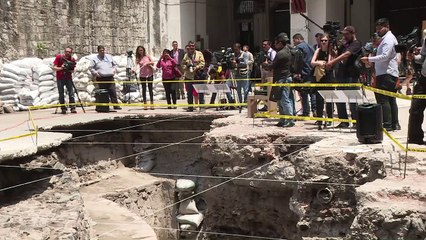 Un ancien temple et un terrain aztèques découverts à Mexico