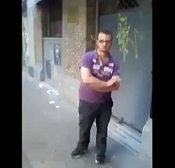 Un homme vs une poubelle !! Fail