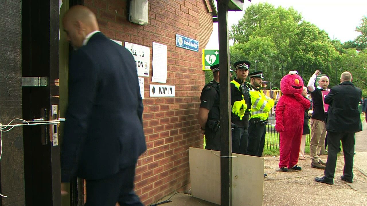 GE2017: Leaders vote across the country