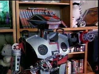 EVOLVER ไอ้ตัวร้ายไม่ใช่คน 02