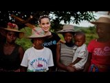 Katy Perry viaja con Unicef a Madagascar //Katy Perry visit poor communities