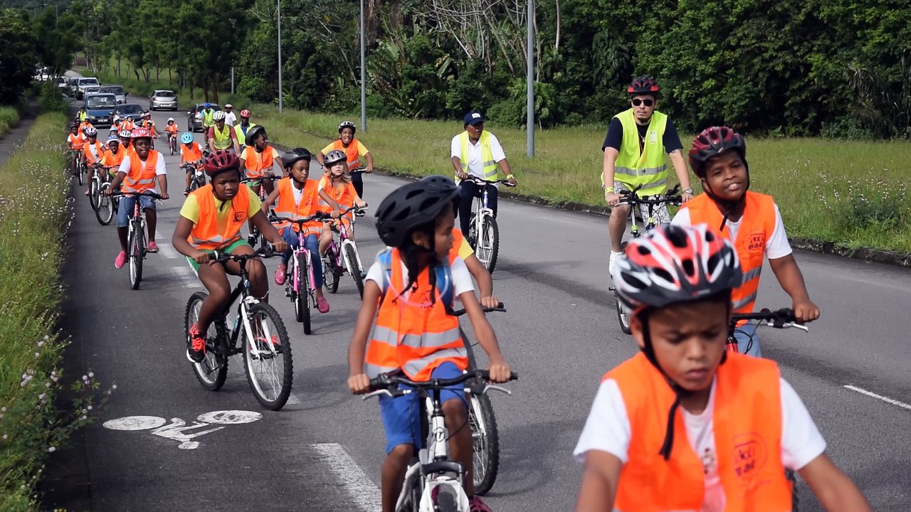 Manifestation cycliste 2
