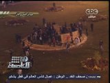 #هنا_العاصمة | تدمير جزء من النصب التذكاري لشهداء الثورة وكتابة عبارات مسيئة عليه