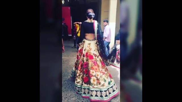 Anushka Sharma Hot Bikini Video | Anushka Sharma Shocking Cleavage - Private & Unseen