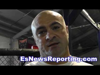 floyd mayweather vs manny pacquiao trainer picks winner