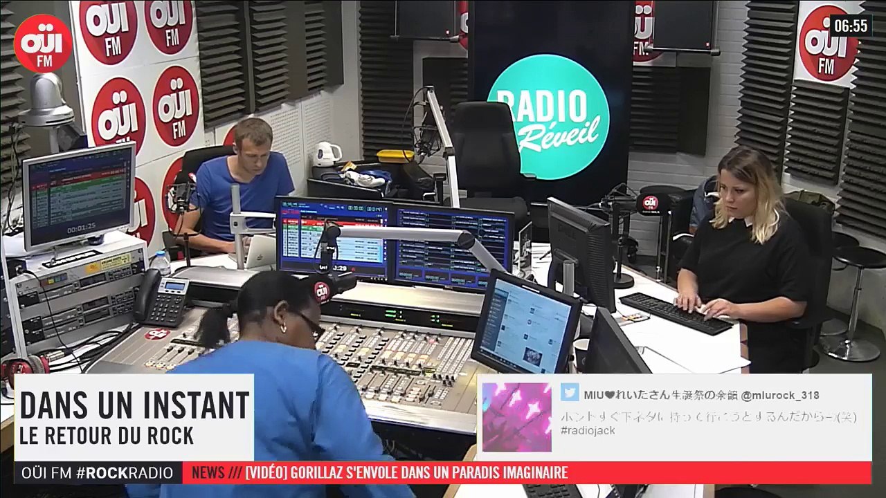 La radio OUI FM en direct vidéo /// La radio s'écoute aussi avec les yeux (3139)