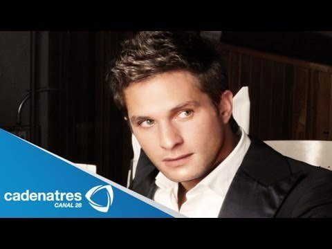 'Enamórate' de Paco de María / Paco de María cantando en Nuestro Día