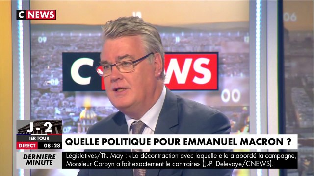 La grandeur de l'habit présidentiel d'E. Macron est perçue par tous , selon Jean-Paul Delevoye