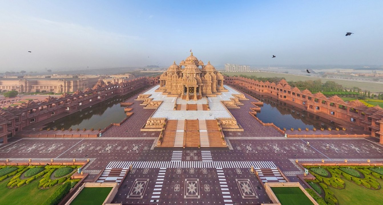 10 Best Places To Visit In Delhi| Delhi Tourist Attraction