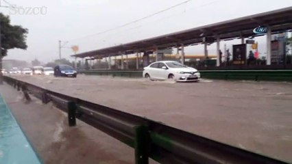 Bursa’yı sel aldı