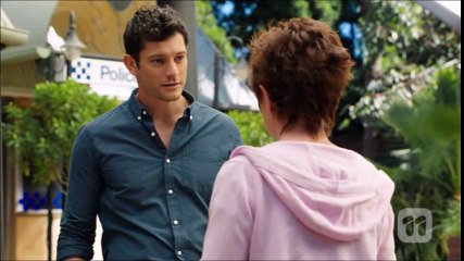 Elly and Finn scenes ep 7611