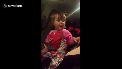 Toddler discovers armpit hair and is fascinated