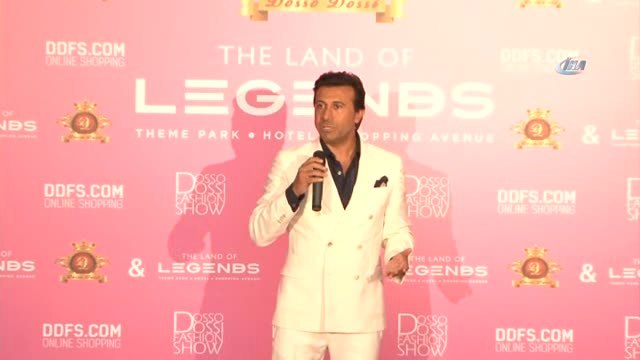 Dosso Dossi Fashion Şov Kapsamında Basın Toplantısı Düzenlendi