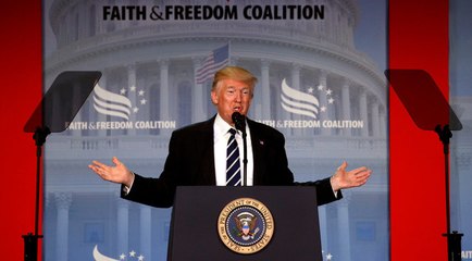 Trump's lawyer threatens complaint against Comey