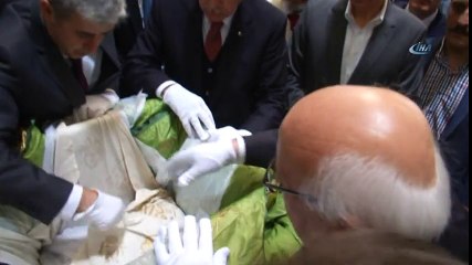 Cumhurbaşkanı Erdoğan Hırka-ı Saadet'i Ziyaret Etti