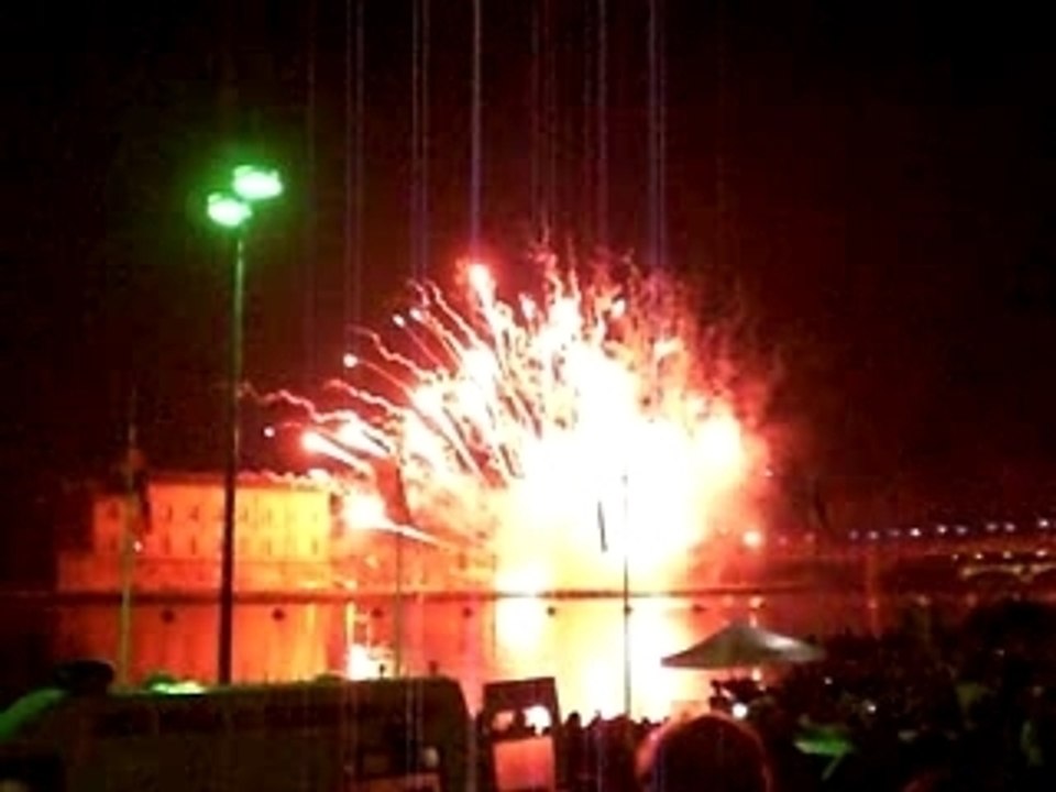 Feu dartifice : les 100 ans du Stade Toulousain