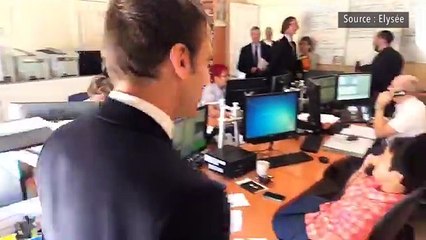Quand Macron répond au téléphone à l'Elysée