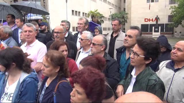 Bursa CHP'ye Küfürlü Paylaşımda Bulunan Öğretmene Suç Duyurusu