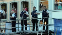 La police veille sur la ducasse de Mons.Vidéo Eric Ghislain DSC_6935