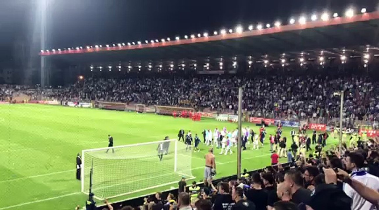 Nemile scene nakon meča Grčka-BiH