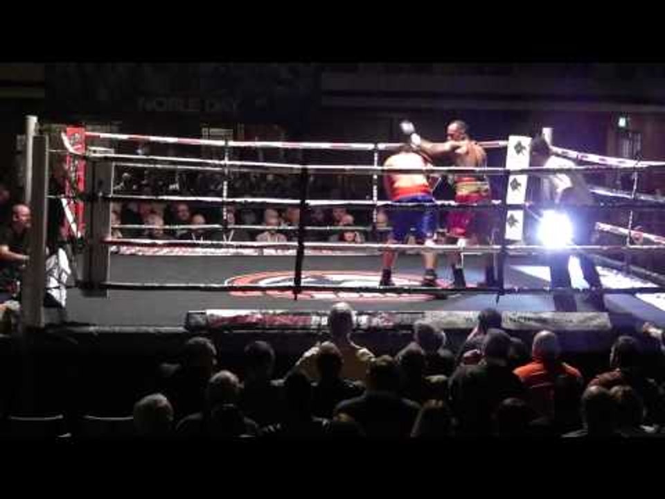 UK Star Robert Asagba Pro DEBUT - EsNews boxing