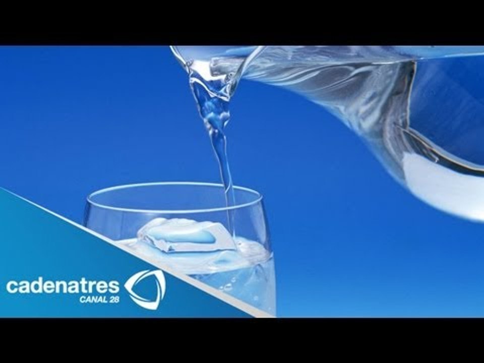 ¿Que sucede cuando no tomamos la cantidad adecuada del agua? / El mito del agua