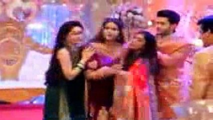 Dhai Kilo Prem   LatesUpdate   Piyush says  to Deepika I do not love you OR Deepika  Hui Talli