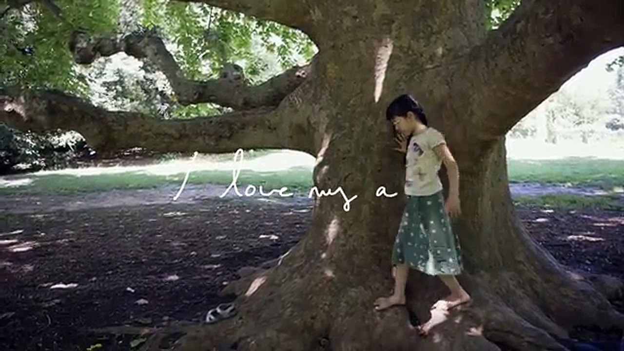 26.Yoplait présente I Love My Age - Maya, 6 Ans