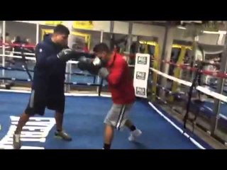 Mikey Garcia working Mitts with pita garcia - esnews boxing
