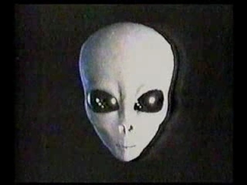 Dossiers.OVNI.01.Zone.51.Des.ovnis.dans.le.désert.part.2