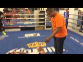Boxing Trainer Ricky Funez Training Justin Bieber - EsNews