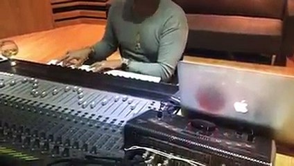 Tempo - Cuando Se Muere El Amor "Preview"