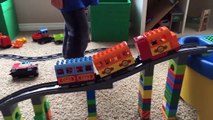 Thomas and Friends Playtime a234234hes _ Duplo Thomas Train Play
