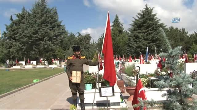 Tümgeneral Aydın'ın Mezarına Memleket Toprağı